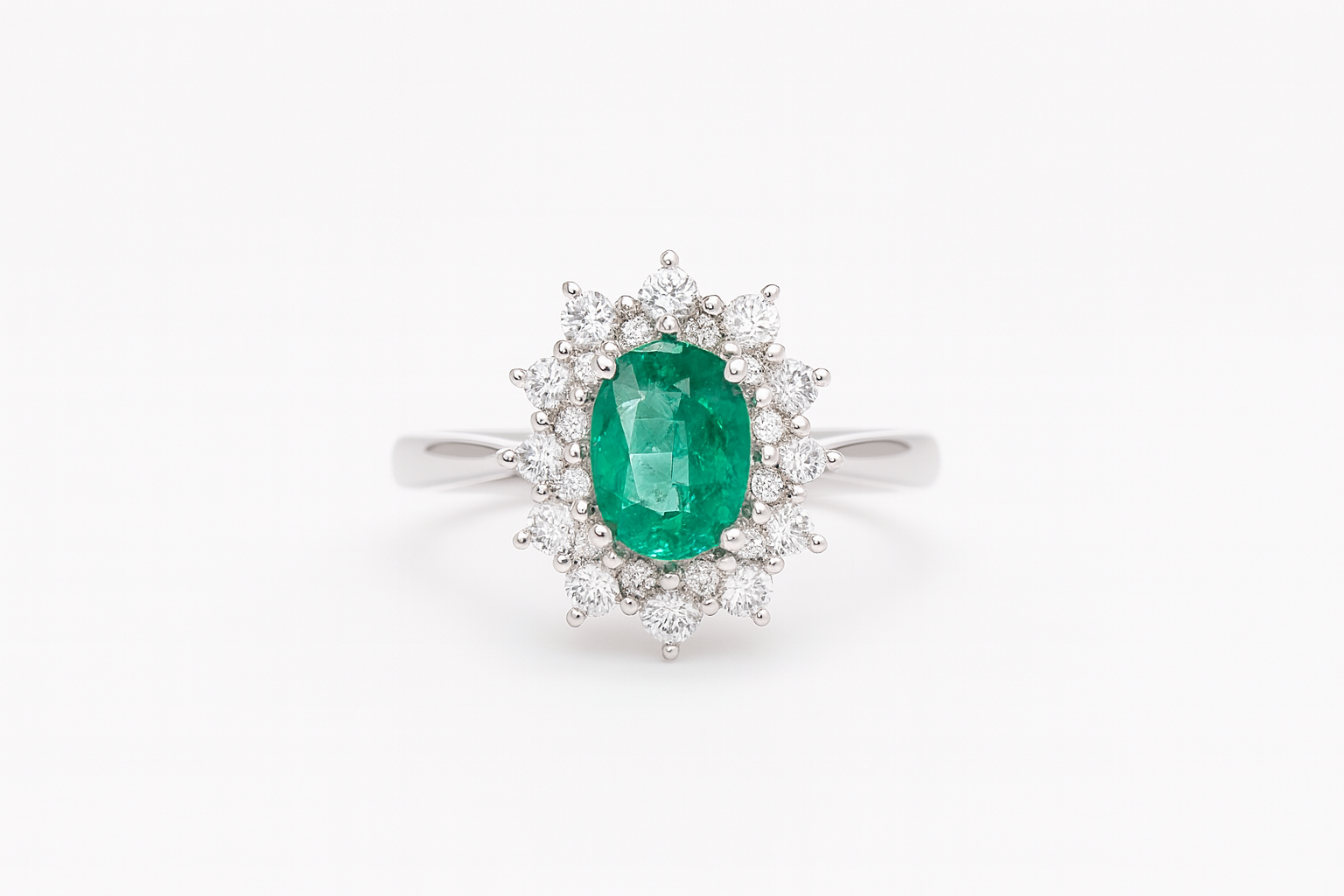 Anello con smeraldo
